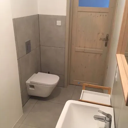 아파트 Gdynia, Sea Shell - Przestronny Apartament Z Parkingiem - Blisko Dzikiej Plazy I Centrum *